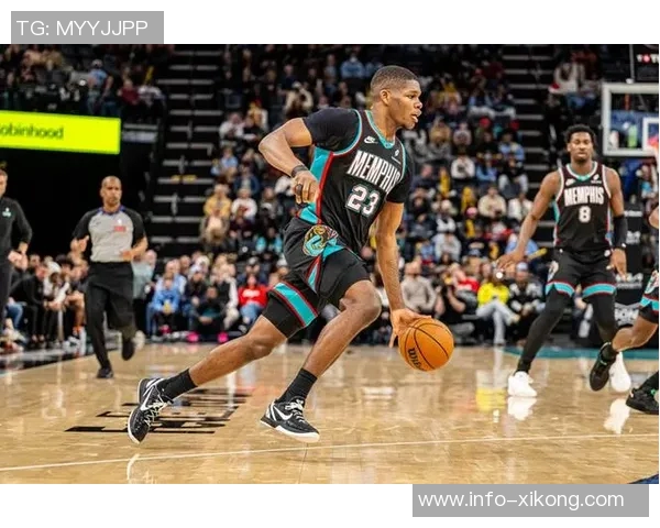 菜鸟埃奇库姆表现出色砍下23分5板4断尼德豪泽贡献6分10板2帽展现实力